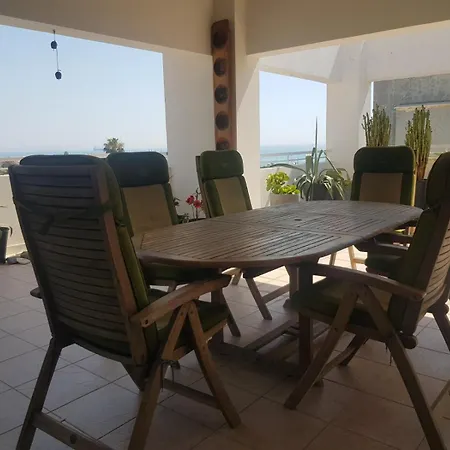 Penthouse Sea Views Λάρνακα