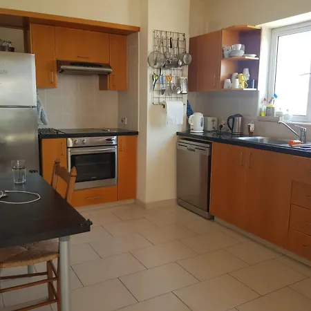 Penthouse Sea Views *