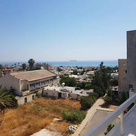 Penthouse Sea Views *